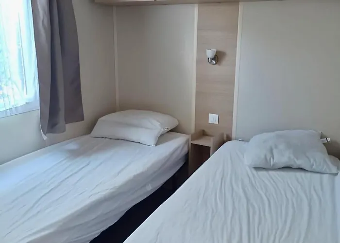 Casa de Férias Mobilhome 3 Bedrooms 2 Bathrooms - Familial Jf64